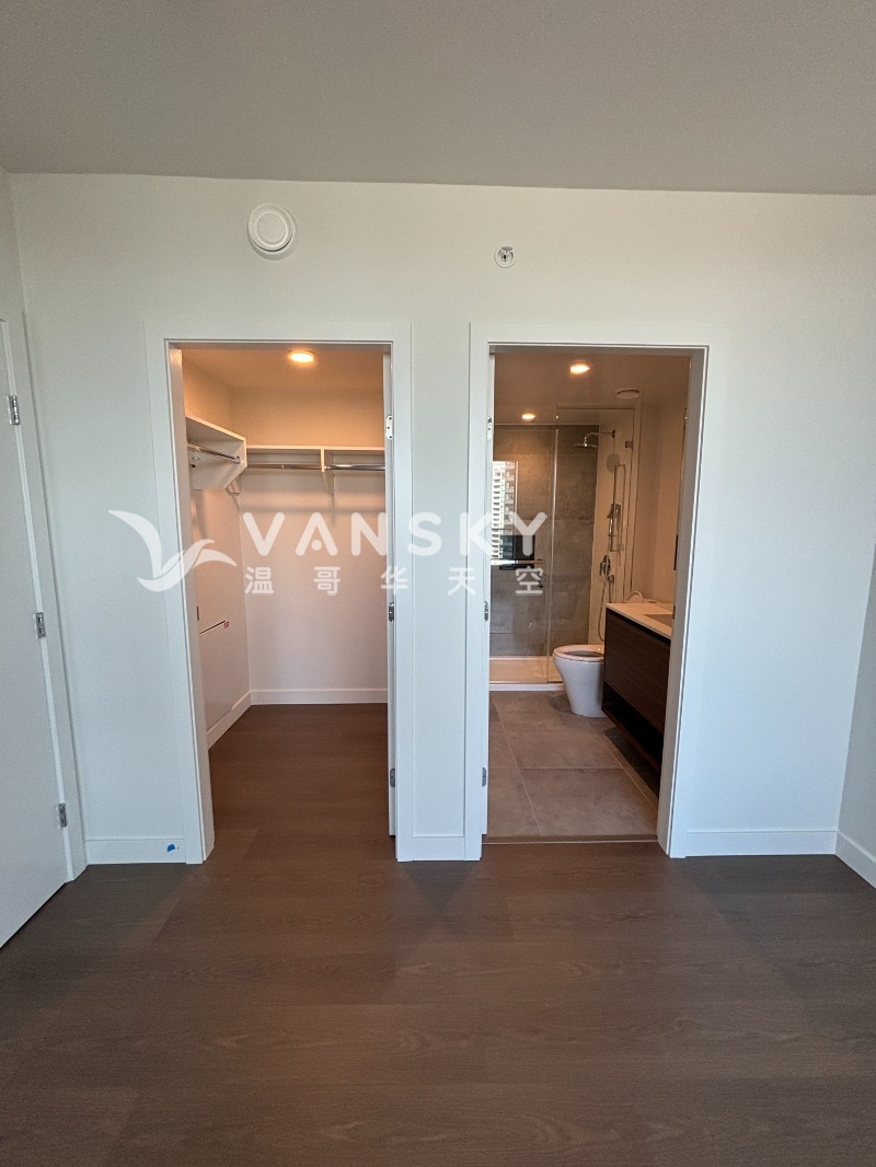 250927122705_6 Master bedroom full view.jpeg